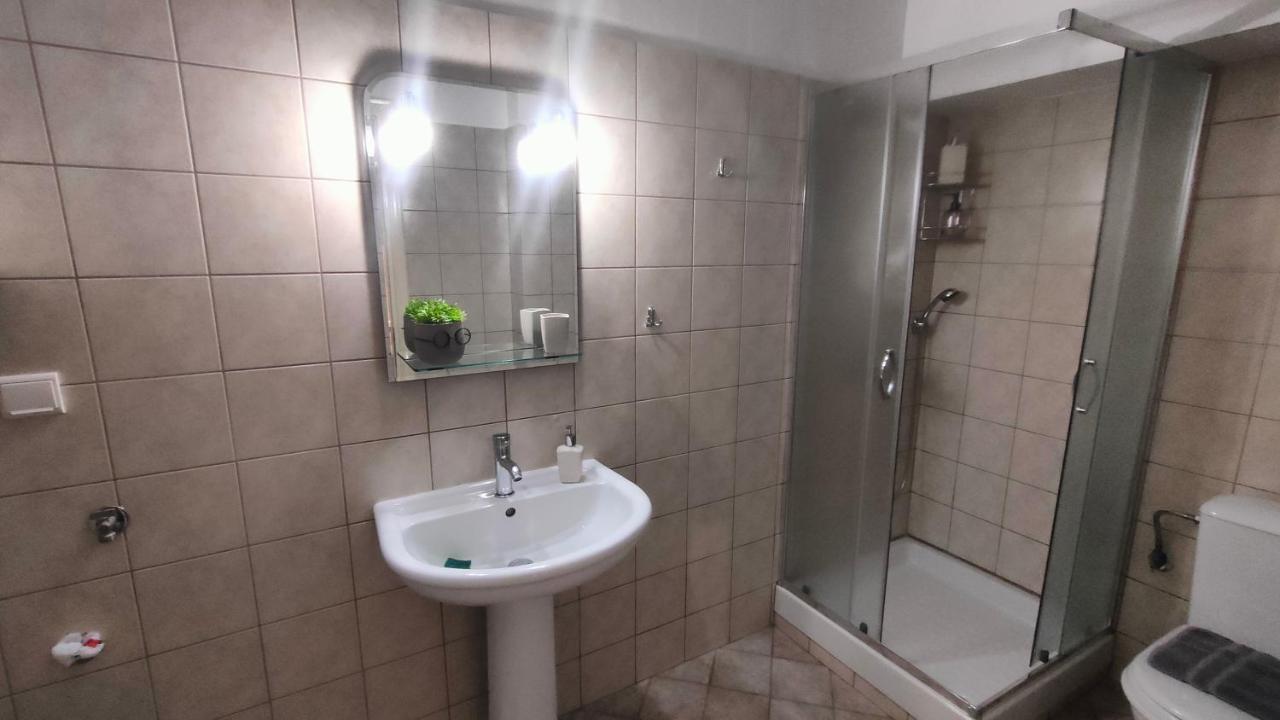 Earthy Apartment Kavala